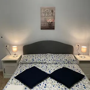 Guest house Lovenest - Acquarium 50m, Genoa